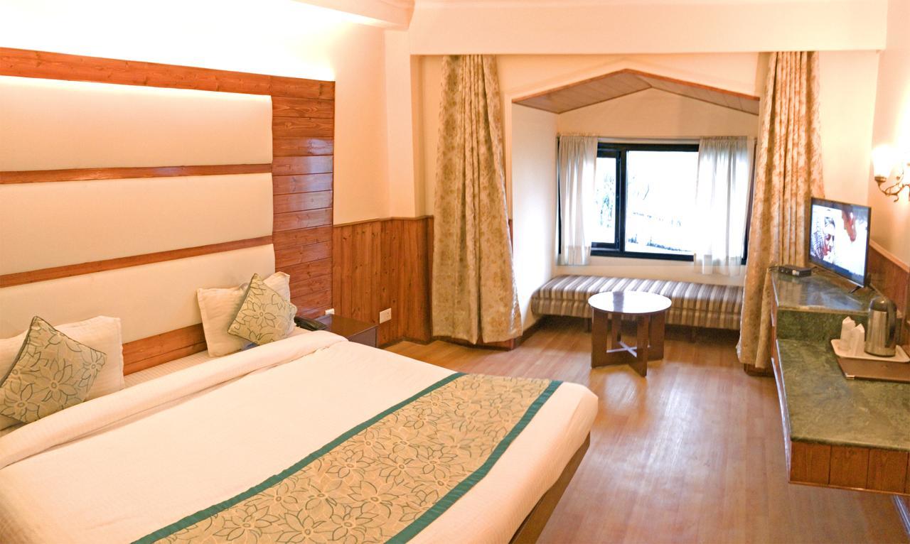 Royal Jardin Whistling Pines Resort Σίμλα Εξωτερικό φωτογραφία