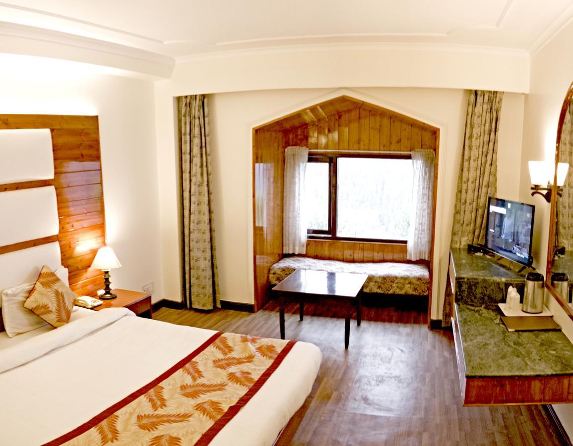 Royal Jardin Whistling Pines Resort Σίμλα Εξωτερικό φωτογραφία