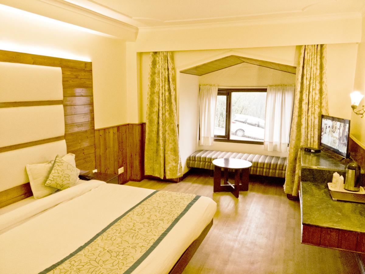 Royal Jardin Whistling Pines Resort Σίμλα Εξωτερικό φωτογραφία