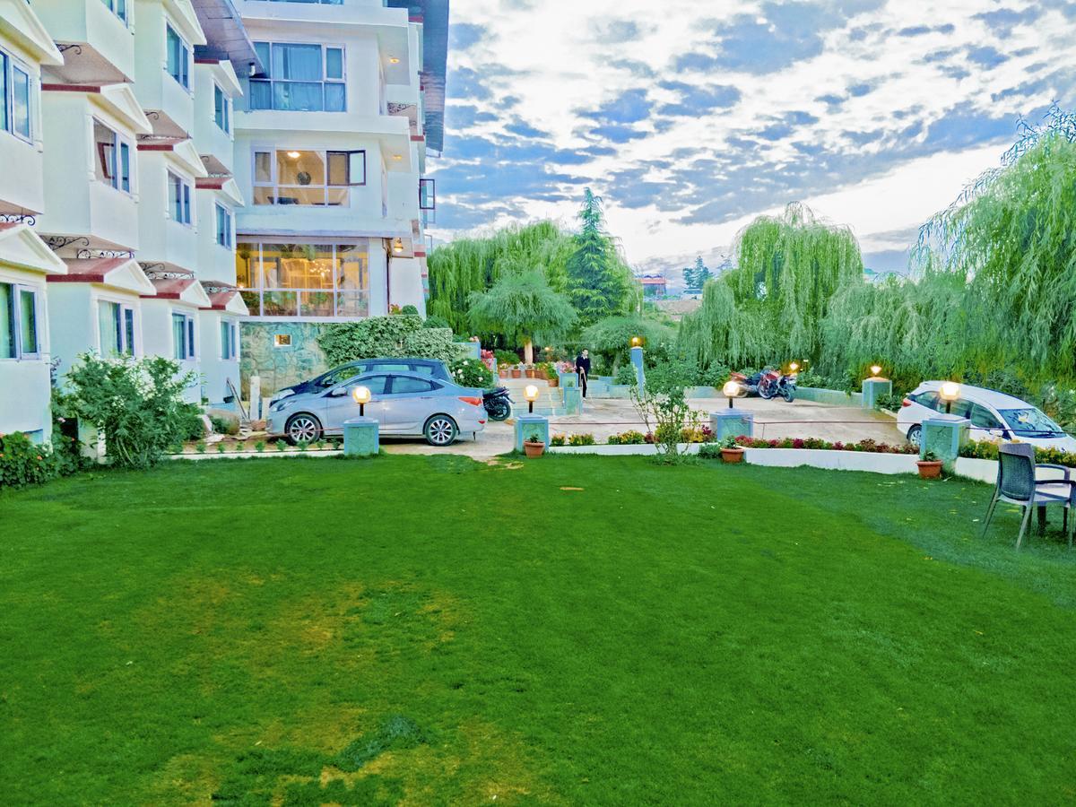 Royal Jardin Whistling Pines Resort Σίμλα Εξωτερικό φωτογραφία